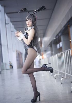美女直播毛片_迅雷手机免费观看